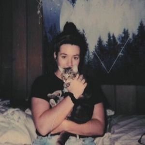 Meet your Posher, Maddie